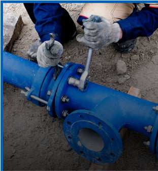 Plate Flanges vs. Weld Neck Flanges: Which Is Right for Your System?